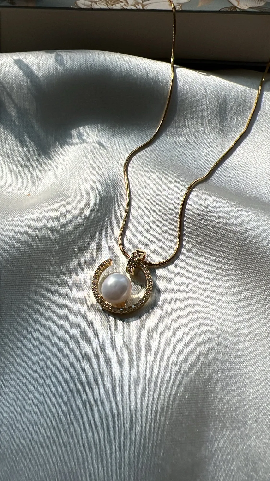Aroha pearl neckchain
