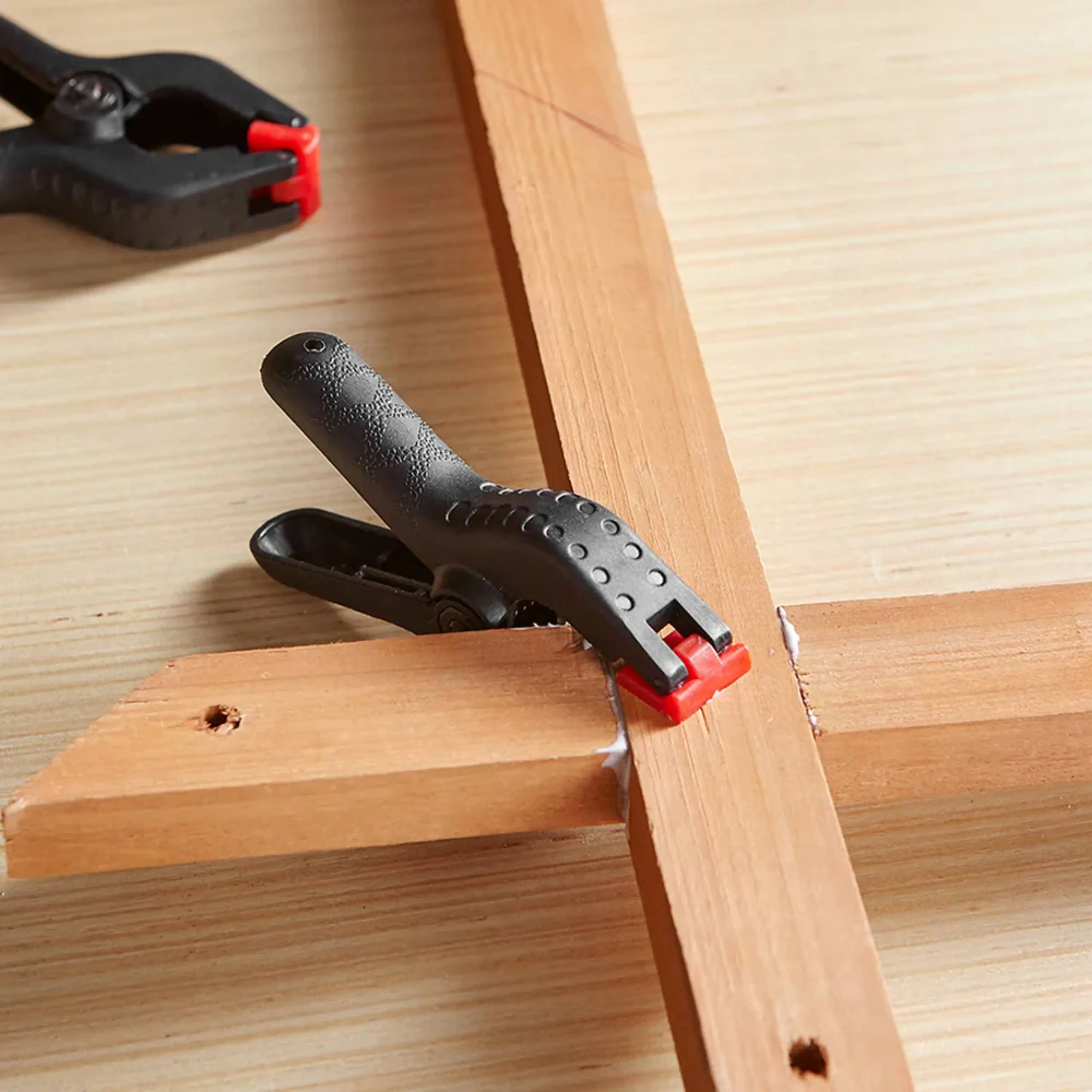DEKTON 4PC 3" Spring Clamps