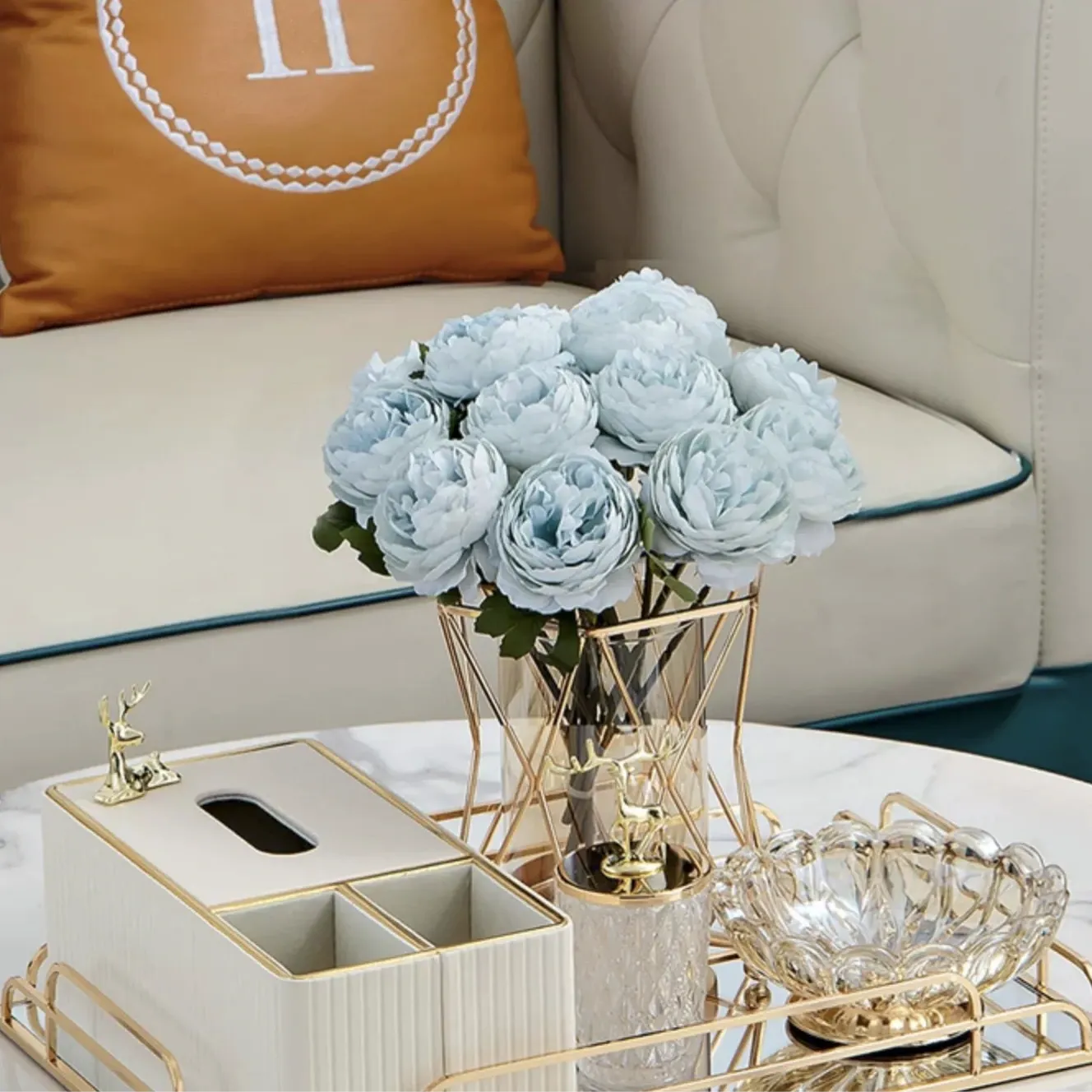 Elegant Multi-Functional Leather Tissue Box for Stylish Living Spaces