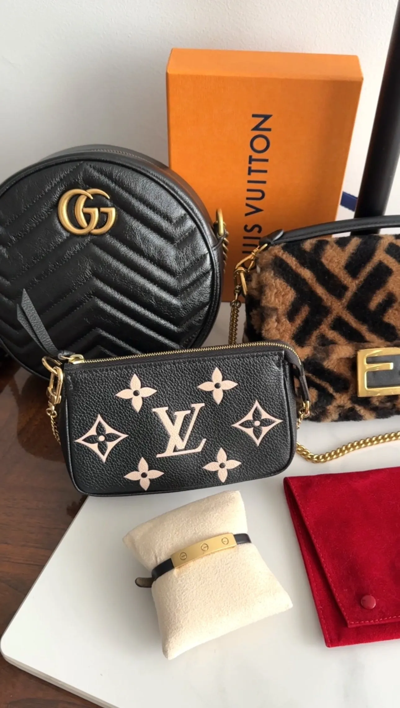 Gucci Black Quilted Leather Round Marmont Crossbody Bag