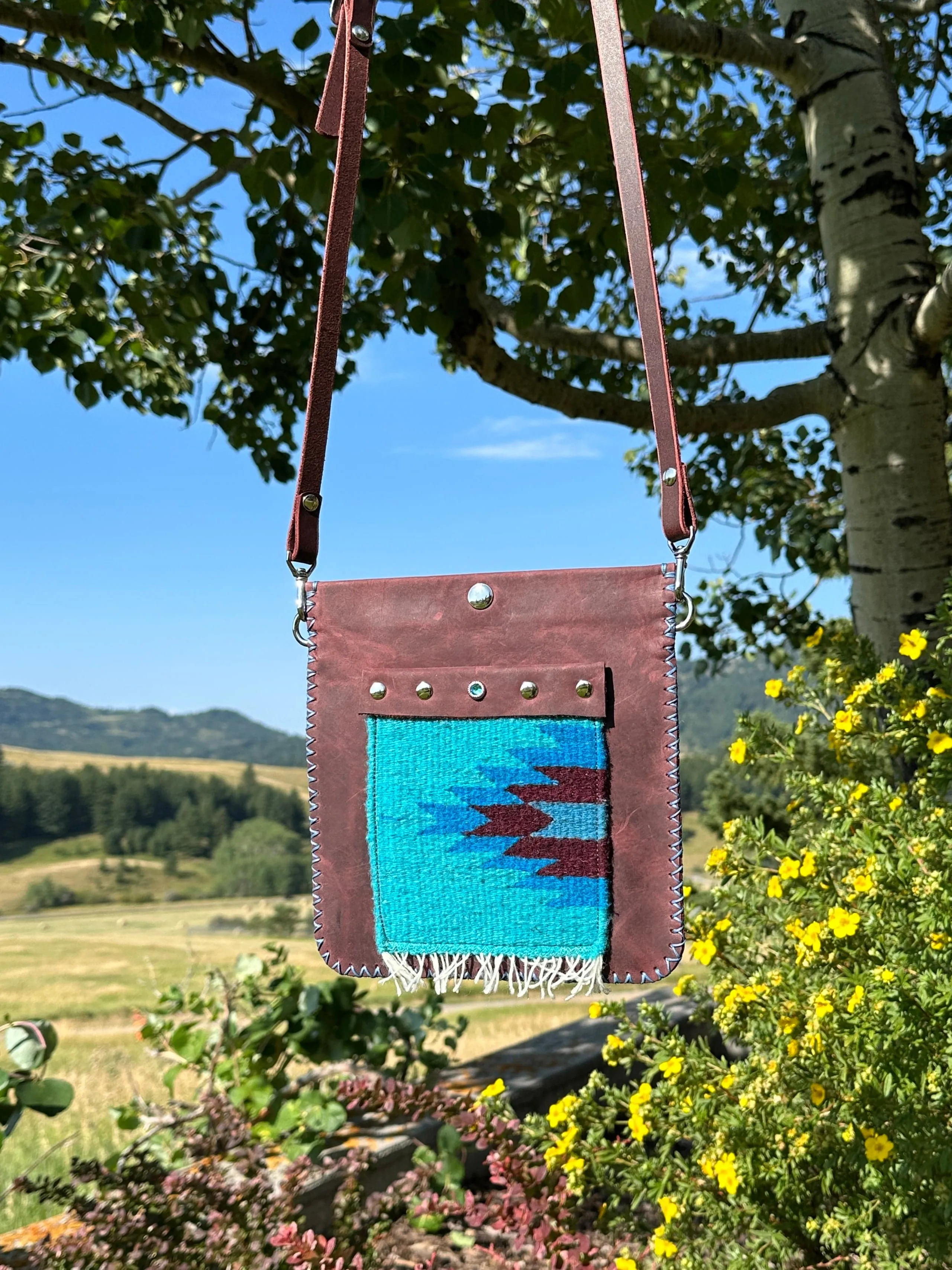 JULIA Crossbody