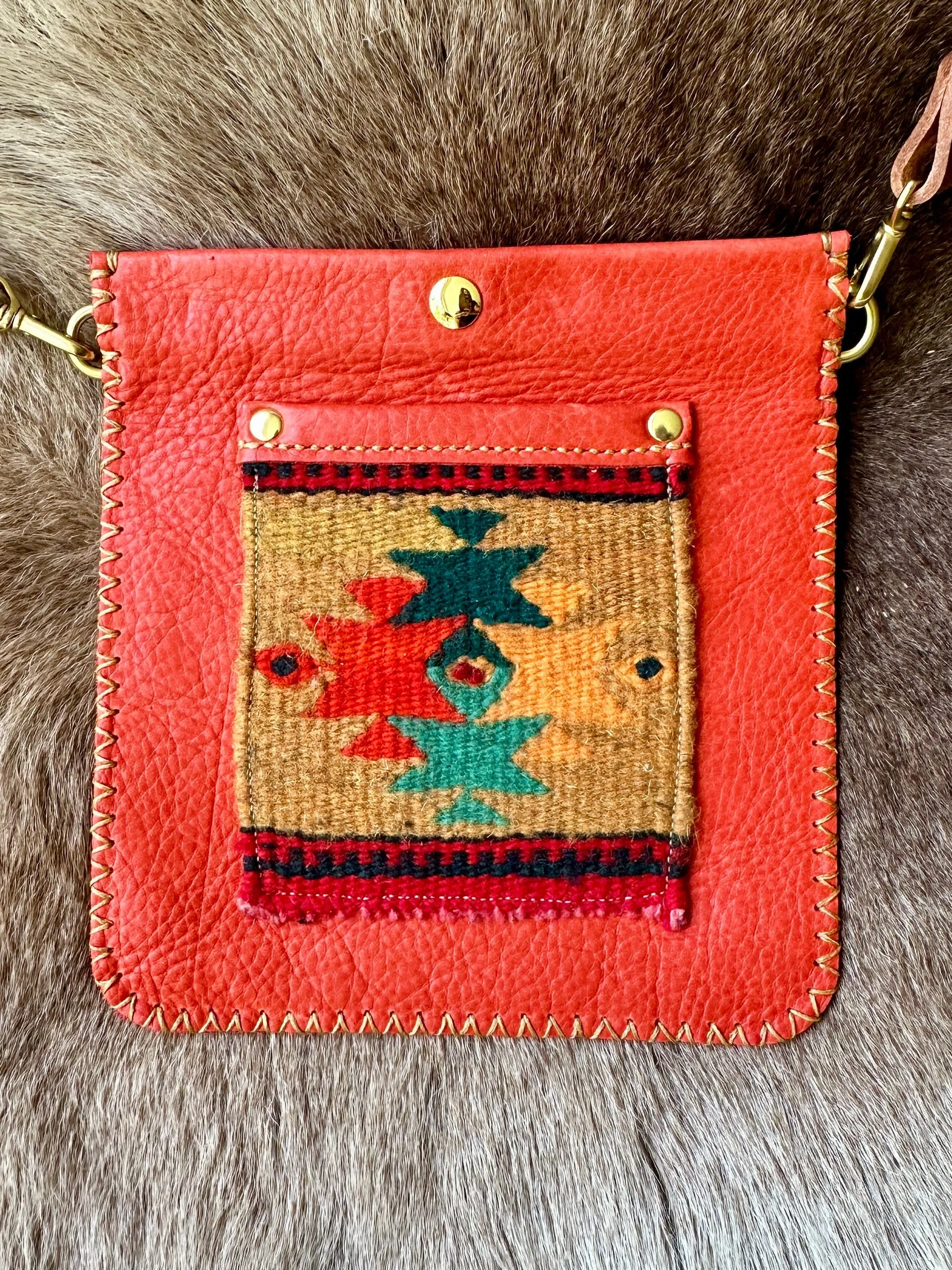 JULIA Crossbody