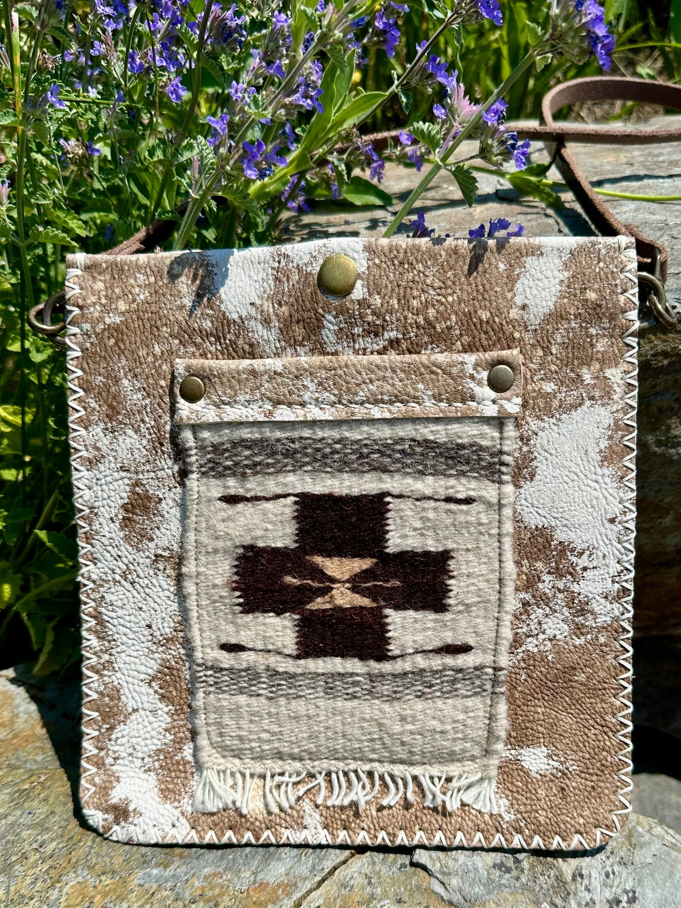 JULIA Crossbody